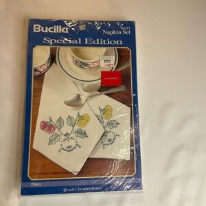 Vintage Bucilla Special Edition Napkin Set- Pansy Kit